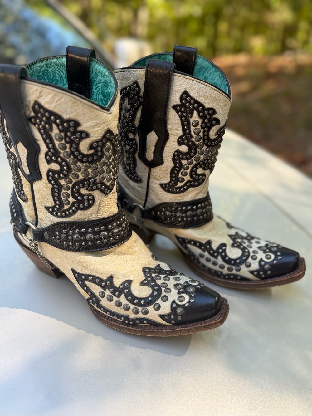 Corral Black & Cream Studded Western Heeled Boots
